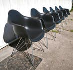 Vitra - Charles & Ray Eames - Fauteuil (6) - Eames Plastic