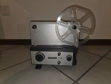 Bauer T5f Projector