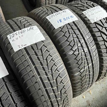 2 x Hankook Winter i*cept 225-60-18 Winterbanden 7,5mm, 18 inch, Gebruikt, Band(en), Personenwagen