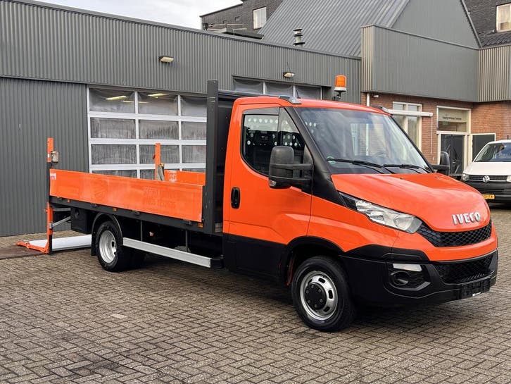 Iveco Daily 35C15 2.3 375, Auto's, Bestelauto's, Onderhoudsboekje, Lease, Overige kleuren, Handgeschakeld, Overige kleuren, Iveco