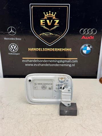 VW Caddy bj.2020 Tankklep kleur wit LB9A art.2K0809905E, Auto-onderdelen, Gebruikt, Volkswagen