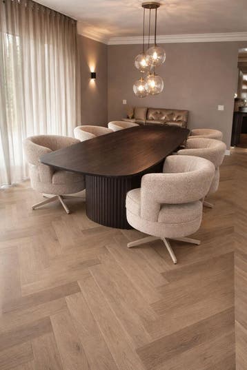 Eetkamertafel ACTIE Woonline gratis levering, Verzenden, Eikenhout, Nieuw, Vijf personen of meer