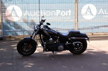 Veiling: Motor Harley-Davidson Dyna Fat Bob Benzine 2015, Chopper