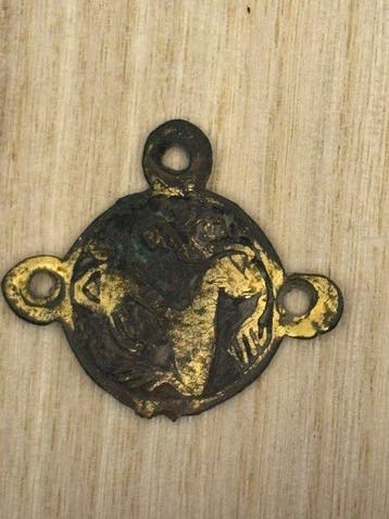 Viking periode Brons Gouden bronzen wandlamp met zoomorfe