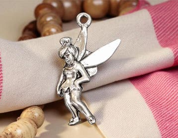 1 x Metalen bedel Elfje 3D – antiek zilverkleur 39 x 20 mm, Ophalen of Verzenden, Nieuw, Bedel