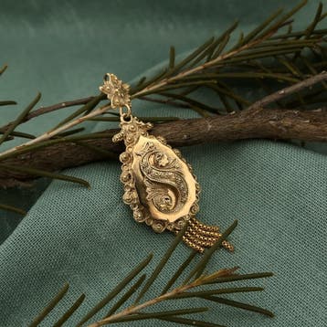 Antiek gouden hanger van een mutsenbel (Hanger of bedel), Ophalen of Verzenden, Gebruikt, Goud, Overige merken