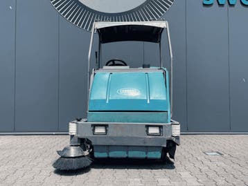 Tennant 8300 veegschrobmachine, Ophalen of Verzenden