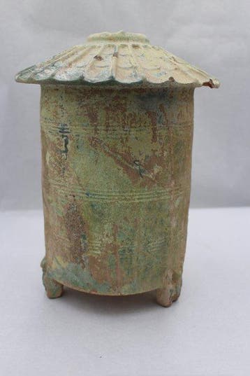 Oud-Chinees, Han-dynastie Aardewerk Begrafenisurn met drie