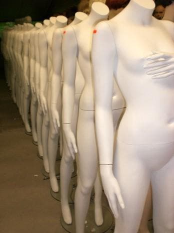 Dames etalagepop zonder hoofd van een exclusief A-merk