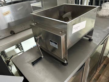 Vleesmenger (nieuw), Zakelijke goederen, Horeca | Keukenapparatuur, Ophalen of Verzenden, Nieuw in verpakking