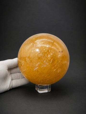 Verzamelaar’s Honingcalcietbol – goudgeel natuurlijk kristal, Verzamelen