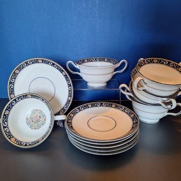 Wedgwood - Eetservies voor 6 (12) - Runnymede -