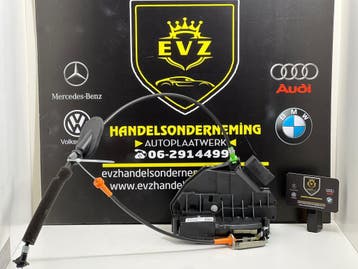 Ford Ecosport deurslot mechaniek rechts achter 2015 40924148, Gebruikt, Rechts, Ford