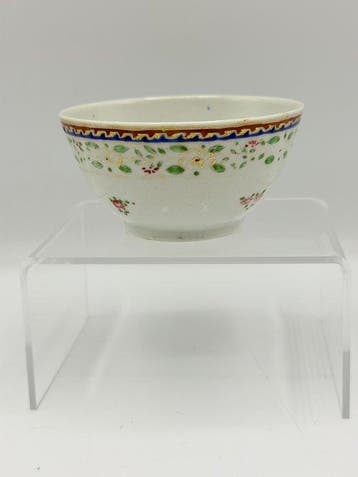 Chinese Export Porcelain Tea Bowl – Qianlong Period