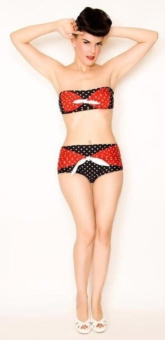 Fables by Barrie, Dottie Bikini., Verzenden, Nieuw