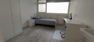 Kamer te huur in Capelle aan den IJssel - 12 m² - 1 kamer(s), Rotterdam