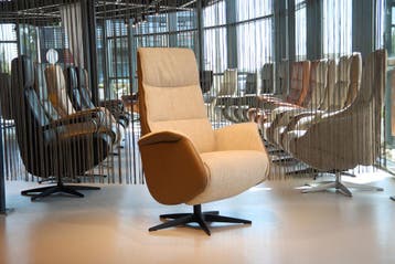 De Toekomst relaxstoel leer Twice TW-227N 3 motoren+accu, Ophalen of Verzenden, Nieuw, Leer, Modern, Design