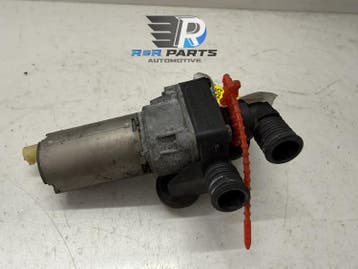 Hulpwaterpomp koelwatercircuit - BMW - OEM: 64118369806..., Verzenden, Nieuw
