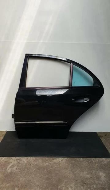 Portier linksachter Mercedes E-klasse w211 (P043), Gebruikt, Deur, Mercedes-Benz, Links