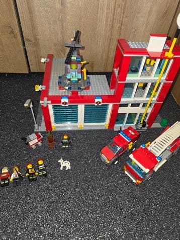Lego Set - 60004 - City - 60004 Fire Station, Kinderen en Baby's, Speelgoed | Duplo en Lego, Nieuw