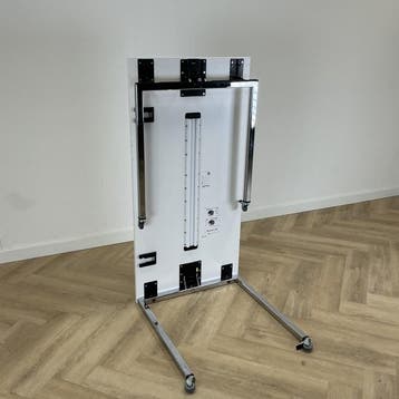 Wiesner-Hager verrijdbare klaptafel 140x70 cm, wit - chroom, Ophalen of Verzenden, Gebruikt, Bureau