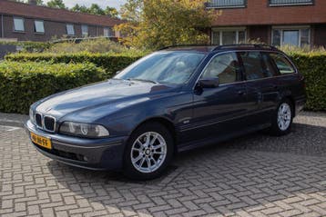 BMW 5-Serie 520i Touring AUT carplay! 162k km, Automaat, Achterwielaandrijving, Gebruikt, Beige