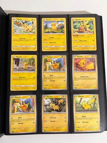 Pokémon - 200 Card - Pikachu - 9 different series, Nieuw