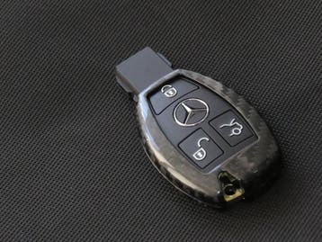 Carbon Mercedes sleutel case, Verzenden