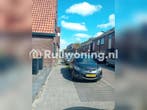 Twee tuinen voor en achter (Wormer)