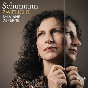 cd - sylviane deferne - ZWIELICHT (SCHUMANN PIANO WORKS)..., Verzenden, Zo goed als nieuw