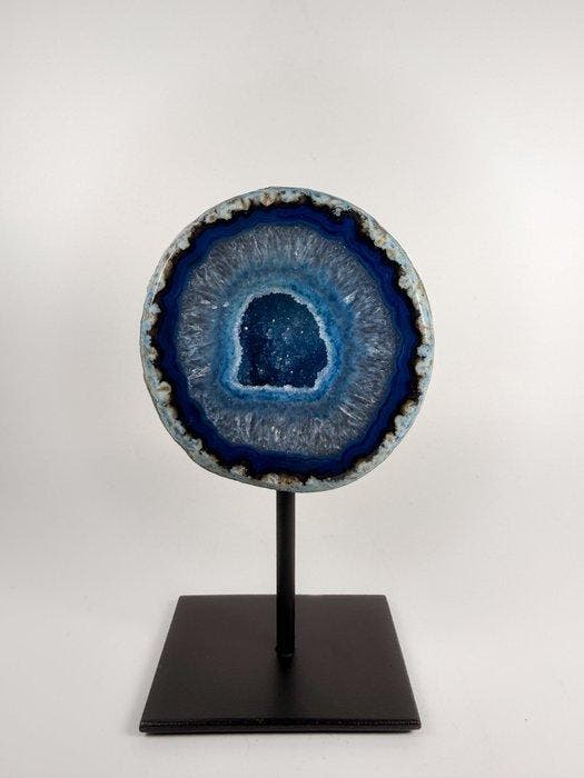 Agate with rock crystal geode on stand Geode - Hoogte: 150, Verzamelen, Mineralen en Fossielen