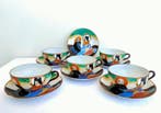 Theeservies (11) - Porselein - Met de hand versierd in, Antiek en Kunst