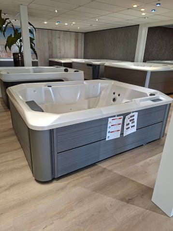 HotSpring hotSpot Stride showroomaanbieding, Nieuw
