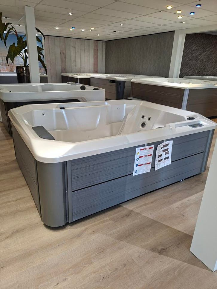 HotSpring hotSpot Stride showroomaanbieding, Tuin en Terras, Bubbelbaden en Hottubs, Nieuw