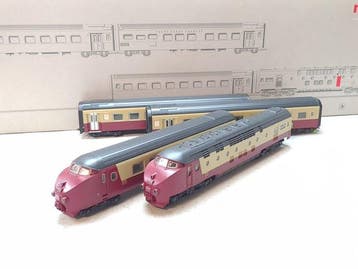 Märklin H0 - 39700 - Treinstel (1) - TEE RAm Edelweiss -, Nieuw