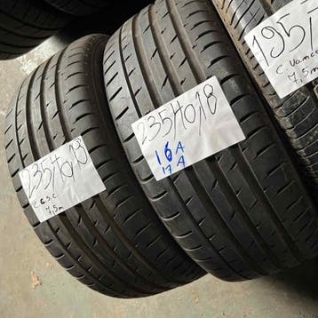 2 x Continental SportContact 235-40-18 Zomerbanden 7,5mm, 18 inch, Gebruikt, Ophalen of Verzenden, 235 mm