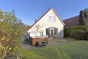 Limburg: Resort Arcen nr 79 te koop, Limburg