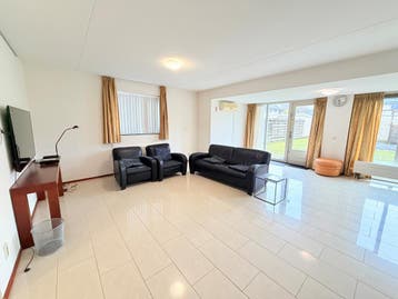 Huis te huur aan Lien Gisolflaan in Amstelveen, Tussenwoning, Noord-Holland