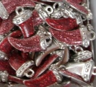 1x Tibetaans zilveren bedel van een tand met epoxy-emaill..., Hobby en Vrije tijd, Kralen en Sieraden maken, Ophalen of Verzenden