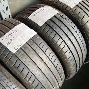 2 x Michelin Primacy 3 205-45-17 Zomerbanden 6,5mm, Gebruikt, 17 inch, Band(en), Personenwagen