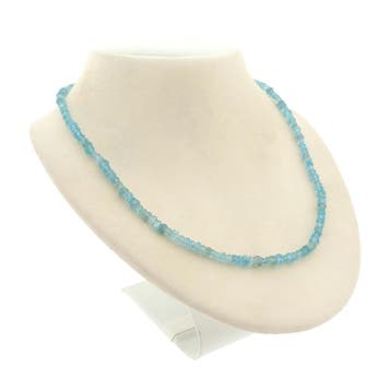 Lichtblauwe topaas kralenketting met gouden slot, Gebruikt, Ophalen of Verzenden, Met edelsteen, Goud