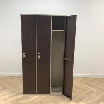 Lockerkast / garderobekast vv 3 deuren met sleutel, (hxbxd), Ophalen of Verzenden, Gebruikt