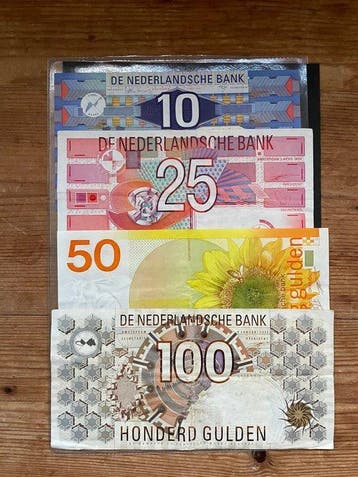 Nederland. - 4 Banknotes - 1982/1992 (Zonder minimumprijs)