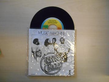 vinyl single 7 inch - Inner Circle - Music Machine, Verzenden, Zo goed als nieuw, 7 inch, Nederlandstalig