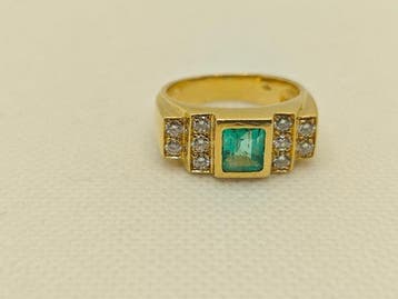 Statement ring - 18 karaat Geel goud - 1.72ct. tw. Smaragd -