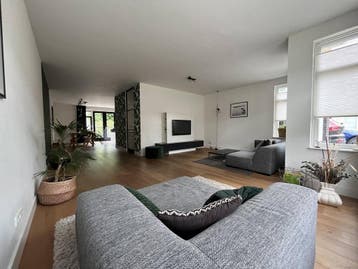 Te huur: Huis Tulpentuin in Houten, Houten, Utrecht
