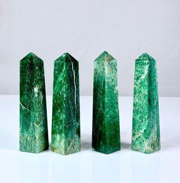 Groene jade steen kristal obelisk tafel of kantoor décor, Nieuw