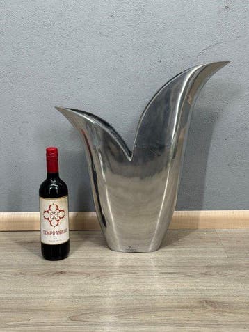 Vaas - Aluminium - Sculpturale vaas Bob