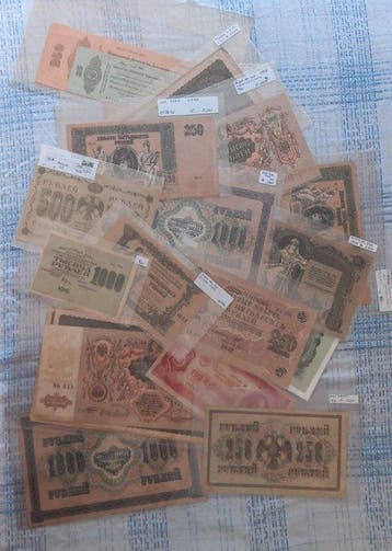 Polen, Rusland. - 31 Banknotes - Various Dates (Zonder