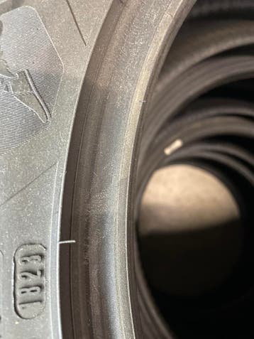 “225 55 17 Goodyear DEMO puntjes zitten er nog op”, Ophalen, Gebruikt, 17 inch, Band(en)